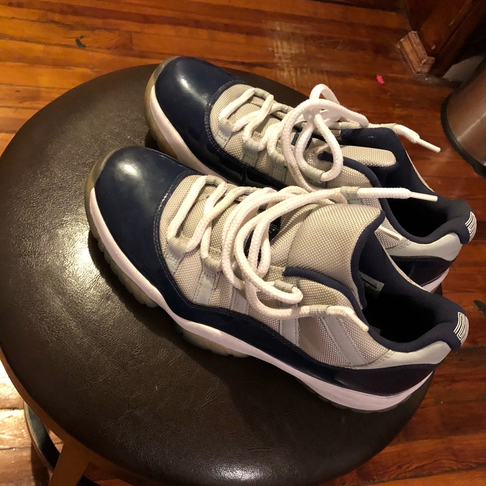 Air Jordan 11 Retro Low